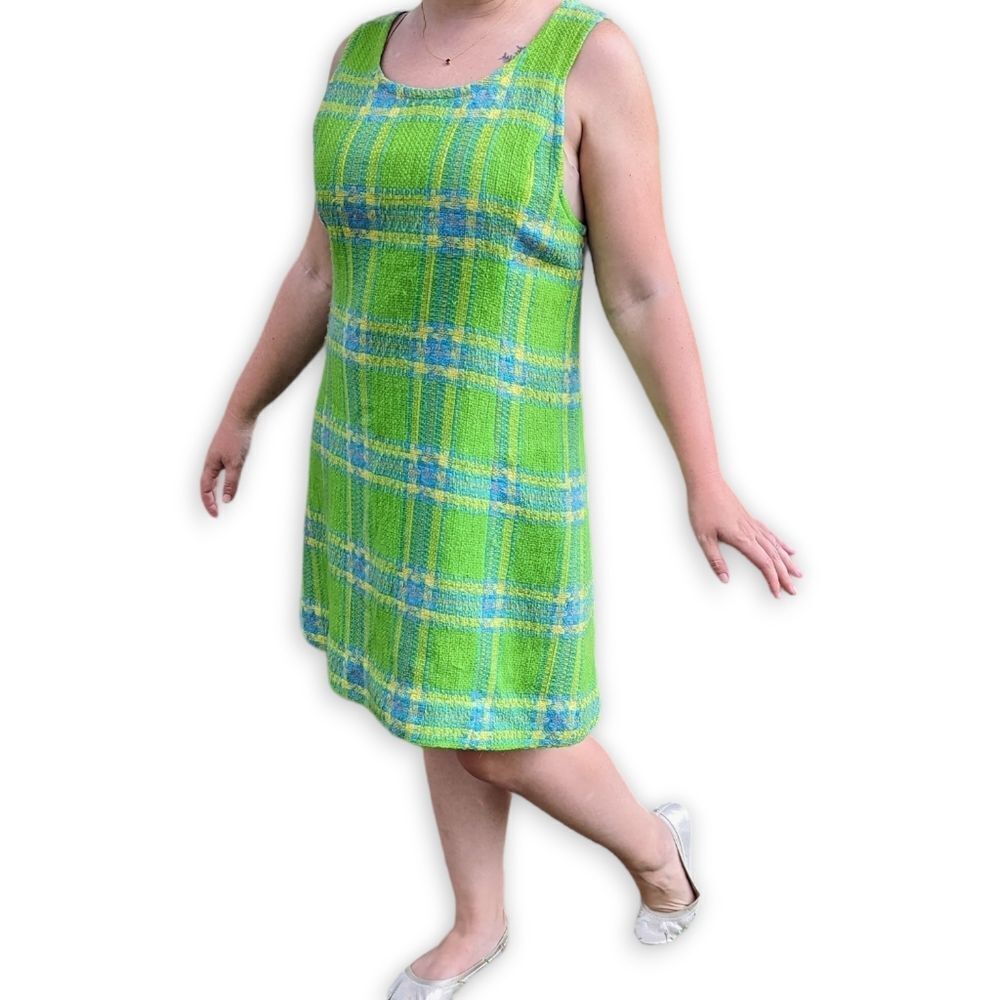 Vintage 1960s Mod Lime Green Plaid Wool Sleeveless Mini Shift Dress Size Medium